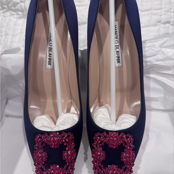 Manolo Blahnik Blue Heels with Red Embellishment. Hangisi 70mm pump - Picture 16 of 16